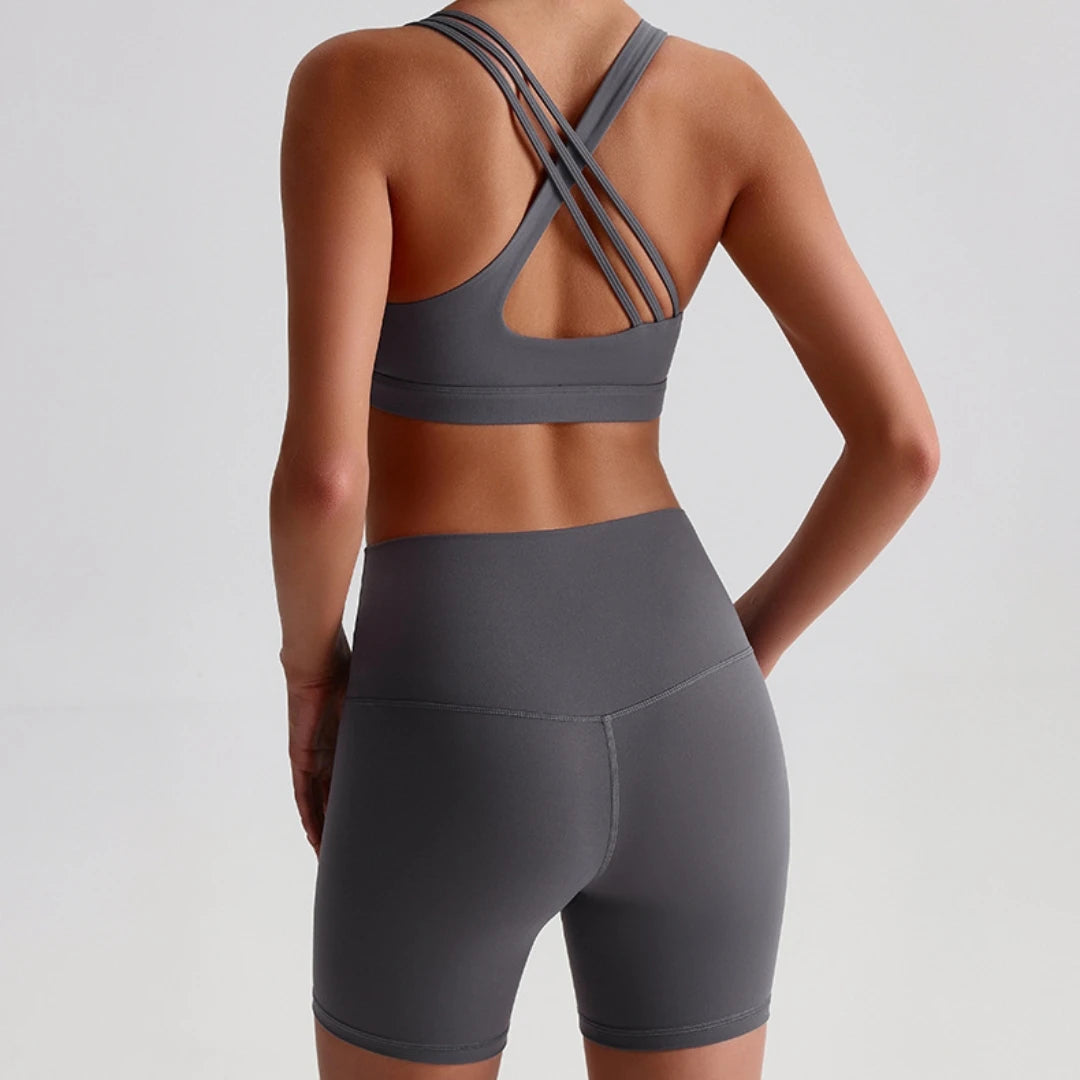 BRA & LEGGINGS SHORT